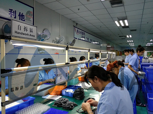 火狐电竞光电万级洁净生产车间展示