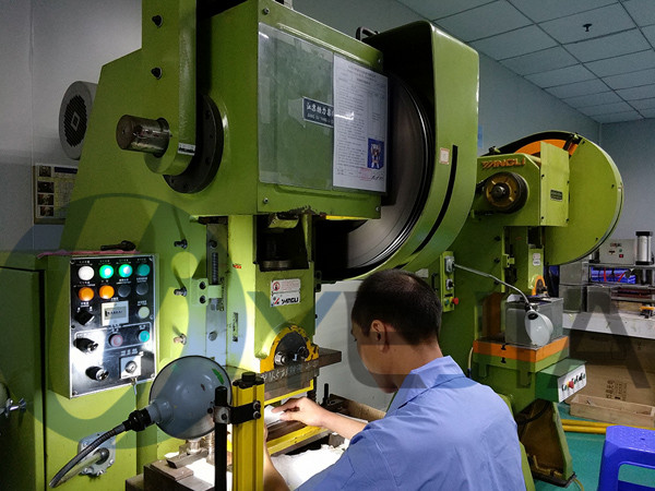 火狐电竞光电冲床生产设备