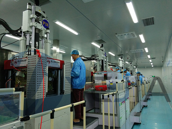 火狐电竞光电10万级无尘生产车间